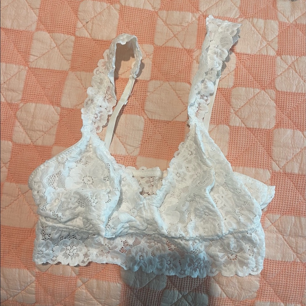 White aerie lace brallette